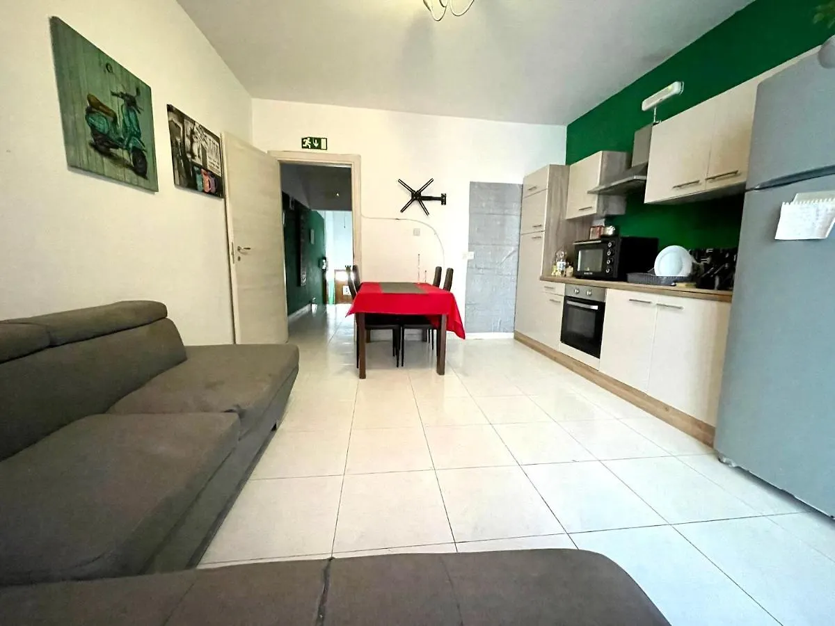 Guest house Room 6- Private Room With Private Terrace, Private Bathroom, Ac And Wifi